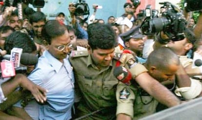 10 accused found guilty in satyam scam