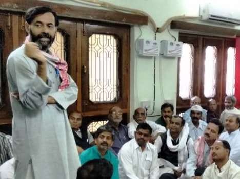  yogendra yadav unhappy with arvind kejriwal style