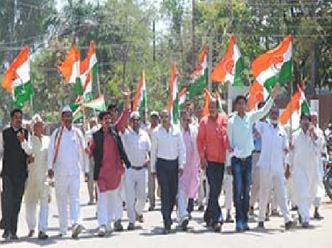 Farmers rally position for success