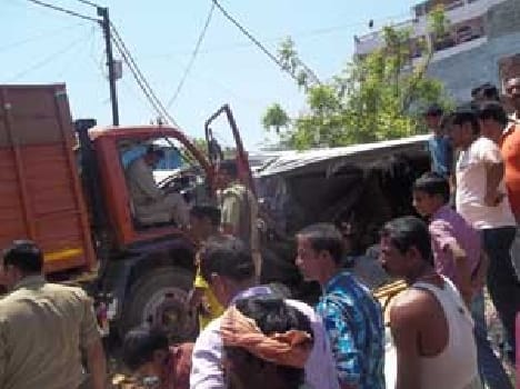  Girl killed in a road accident
