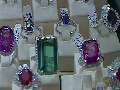 Bundelkhand farmer mines diamond worth Rs 26 lakh