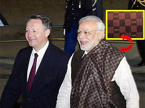 after namo suit question over narendra modi shawl