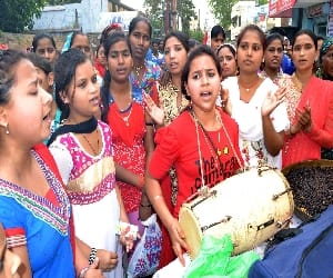 Dham Purnagiri crew left foot