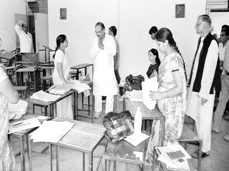 Teacher of teachers listened problems MLA