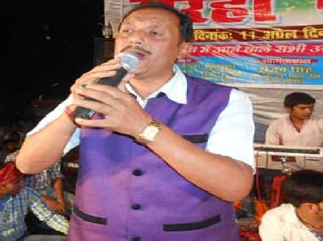Bhojpuri is resonating voice all night 