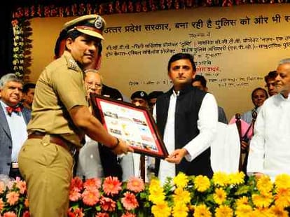 CM Akhilesh inaugrates Drishti in Lucknow.