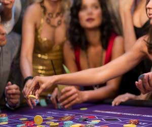 Casino running in a rented house to trap high profile people in gaziabad