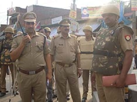 Riot Control : bruising to the police rehearsal