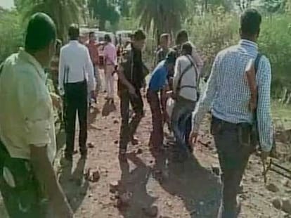 4th attack in 3 days, 11 cops injured Chhattisgarh