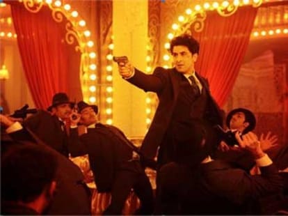 Anushka's hot look in bombay velvet