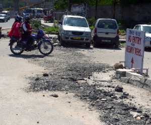 news about bad roads in jammu city