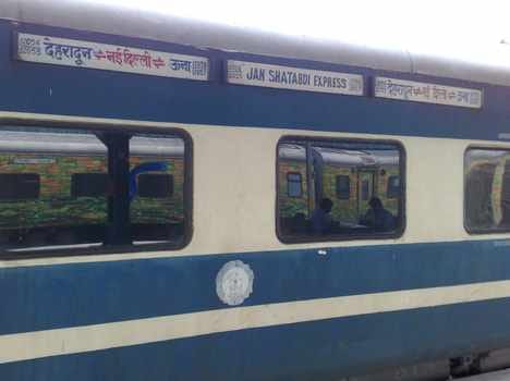 Today Jan Shatabdi Express will be confiscated , Delhi will have trouble
