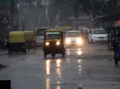 seven died due to thunder in awadh