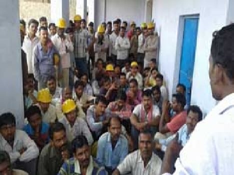 Full House for workers rights Hnukar