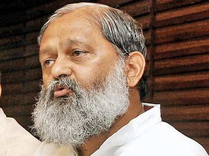 honesty is a curse in indian politics, anil vij tweeted