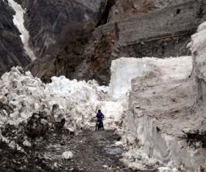 kedarnath  weather track report.