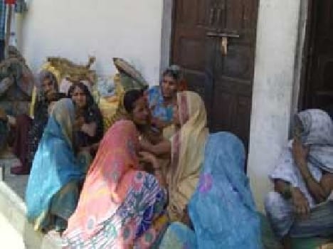 Shock death of a woman and two farmers