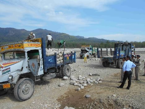 Overload run on mineral extraction administration staff