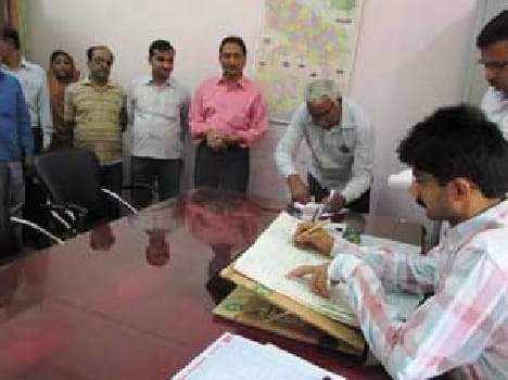 Eight were absent Diaios office