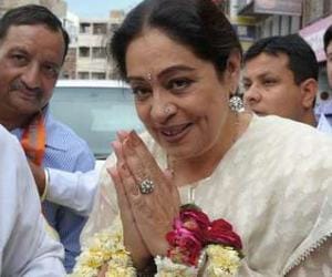 mp kirron kher rise eight demand at rail budget