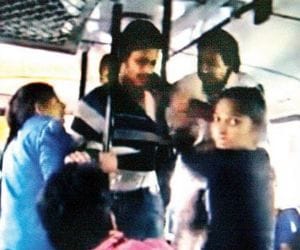 rohtak sisters meet cm khattar at delhi