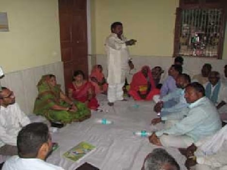 Panchayat members give plan 
