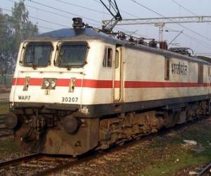 kalka shatabadi will stop on karnal railway station also