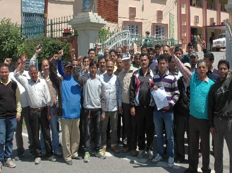Swarnkaron shops laid off, display