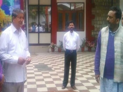 uttarakhand chief minister shoot for movie.