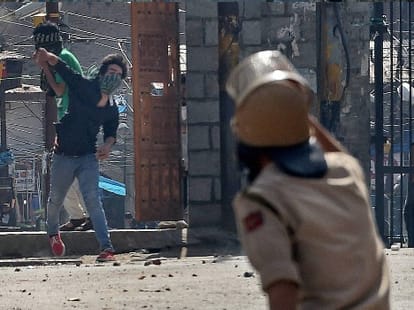 here is all about, how police Failed tral march