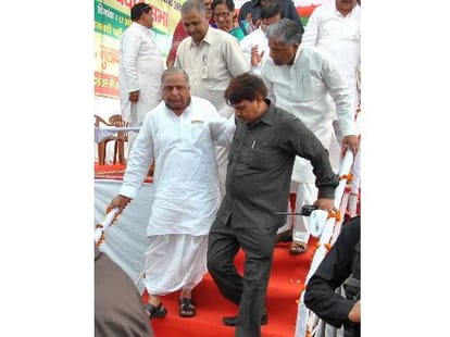 Amar Singh to decide his comeback in SP.