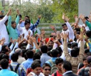 rohtak college expels 13 kashmiri students