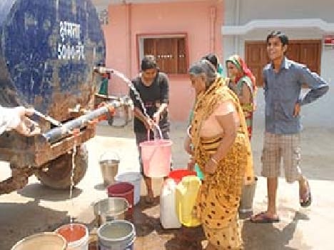 Housing Development colony cry for water