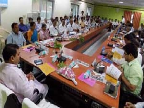 Raising the issue of the plight of PMGSY roads