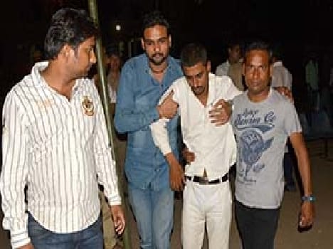 The drama of the students in the court lockup , protesting