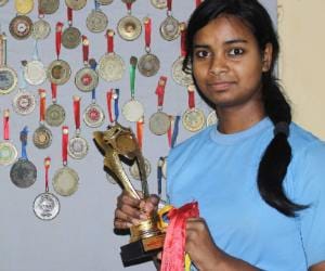 16 year old talented sketing player won 100 medal