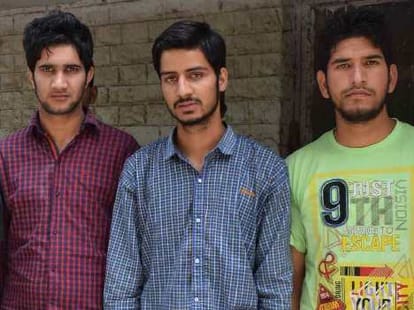rohtak college expels 13 kashmiri students