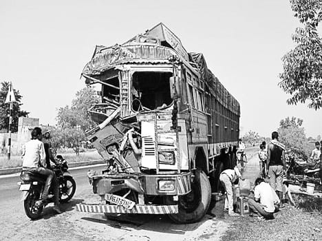 Killed in truck collision punctured the driver's death