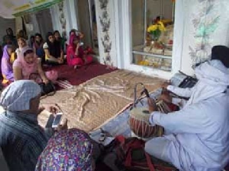 Gurdwara was coined by Shabad-kirtan