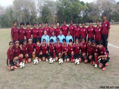 tongapullar's girl became football captain in bihar