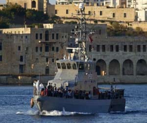 migrant boat capsize near italian point