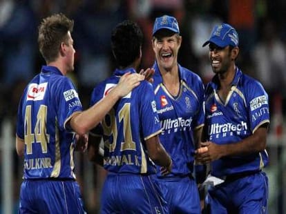 LIVE: rajasthan royals vs kolkata knight riders, ipl 8
