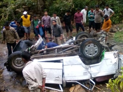 Sumo fell into 800 feet deep gorge, two killed