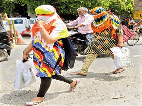 Mercury stands at 39 , people suffering