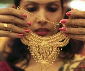 purchasing of gold on akshay tratiya