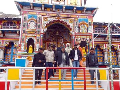 iceberg on badrinath dham route.