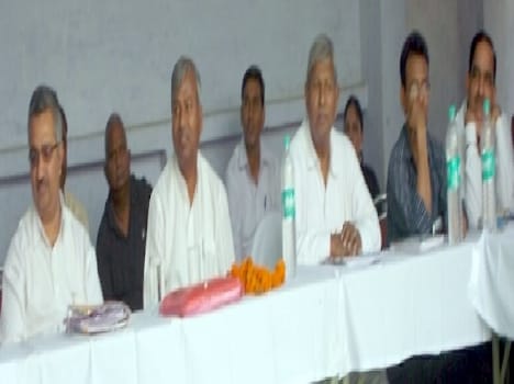 " The ideal way to village Lack of funds will not '