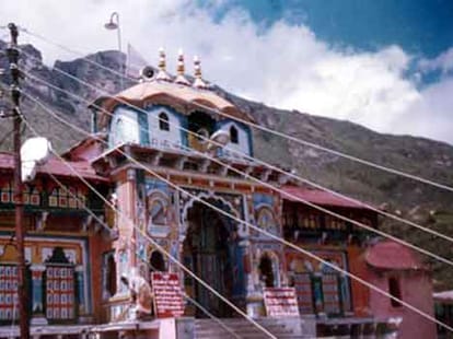 badrinath kapat will open on 25th april.