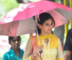 jammu kashmir weather update, temperature reaches 39