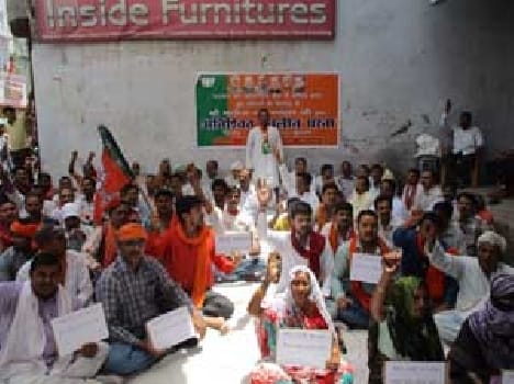 Seeks to get stranded wealth holders